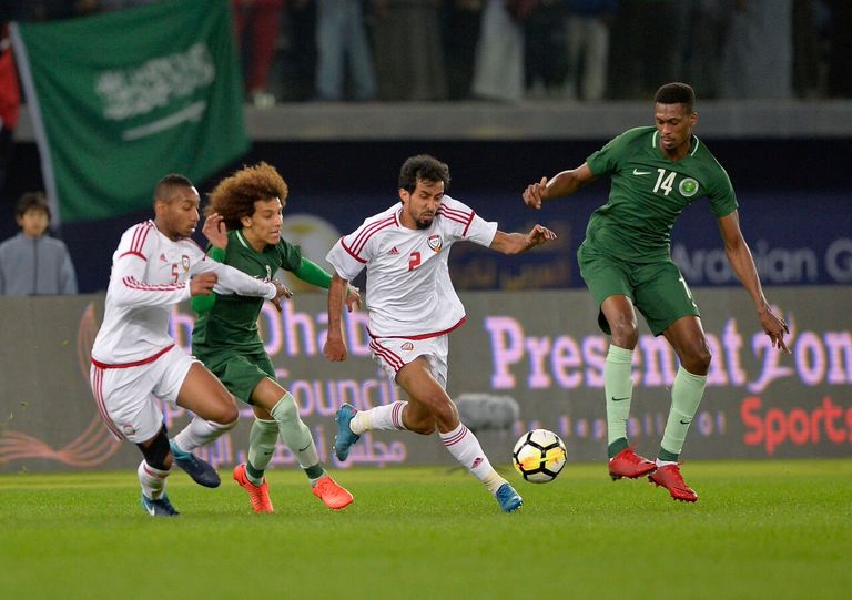 من مباراة الإمارات والسعودية