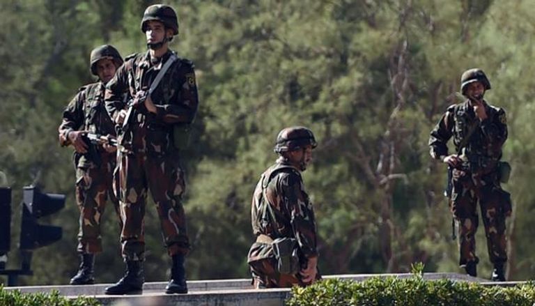 قوات جزائرية عام 2017 شهد 3 حكومات