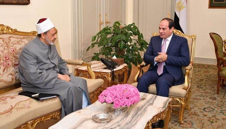 الرئيس المصري عبد الفتاح السيسي يستقبل شيخ الأزهر أحمد الطيب