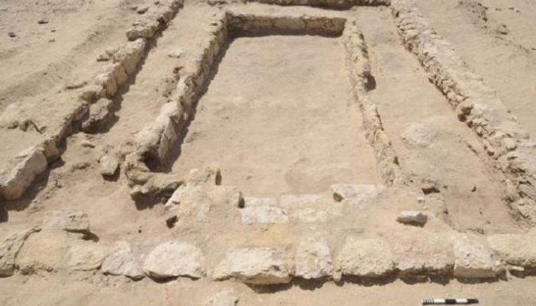 موقع أثري في مصر خلال انتشال تمثال الملك بسماتيك الثاني الذي عُرف بتمثال "المطرية"