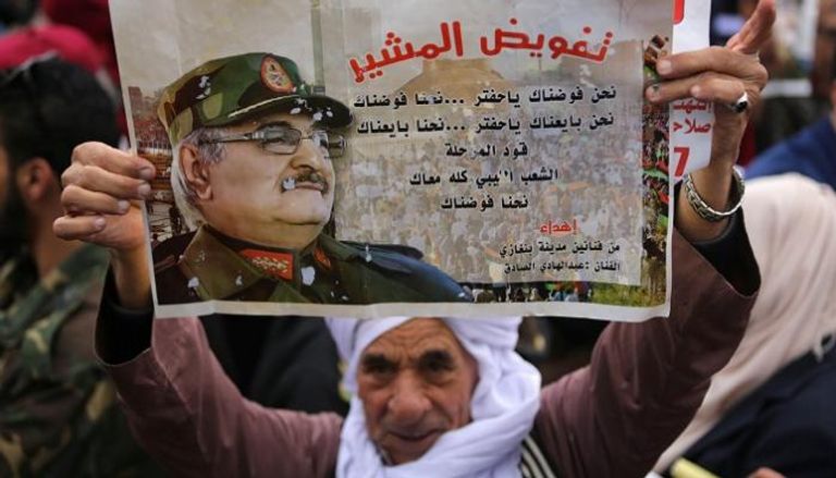 مسيرات دعم للجيش الوطني الليبي في بنغازي - رويترز