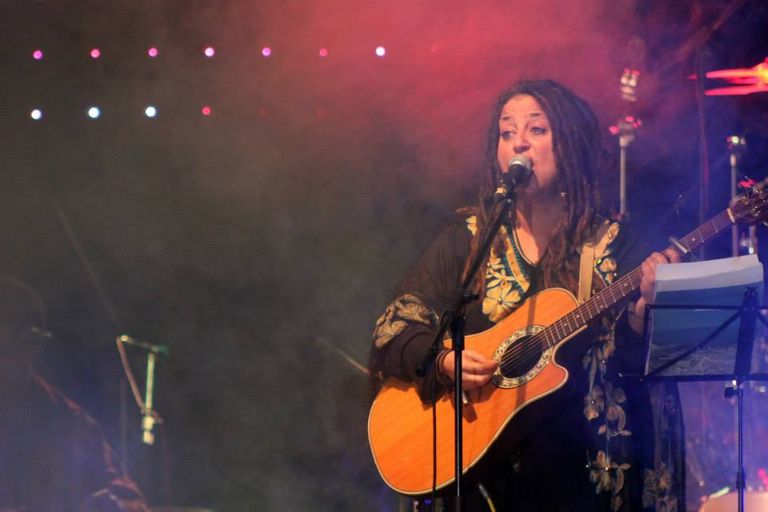 فعاليات "مهرجان لوس" الدولي للموسيقى ورقصات العالم جانب من فعاليات مهرجان لوس الدولي بالجزائر