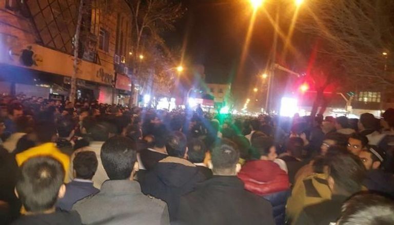 مظاهرات غاضبة في مدينة قزوين الإيرانية
