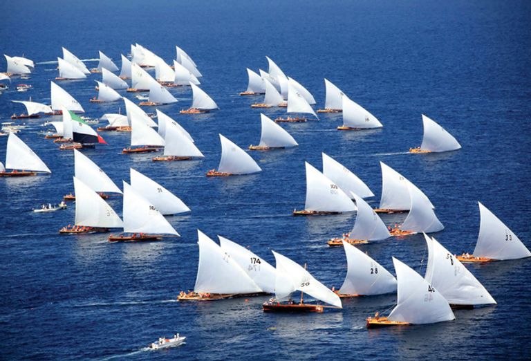 أحد السباقات التي نظمها  نادي دبي الدولي للرياضات البحرية 