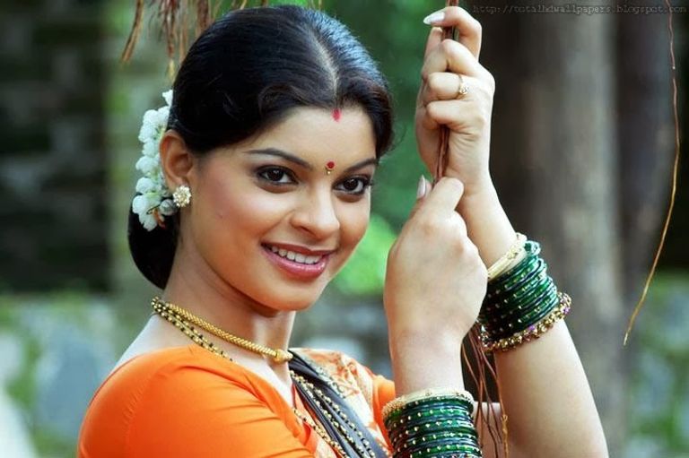 سينها واجه يوف راج مالهوترا يكشف عن أمنيته في العام الجديد