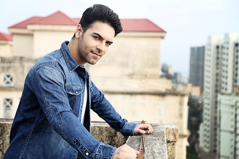 سانجاي جانجاني يوف راج مالهوترا يكشف عن أمنيته في العام الجديد