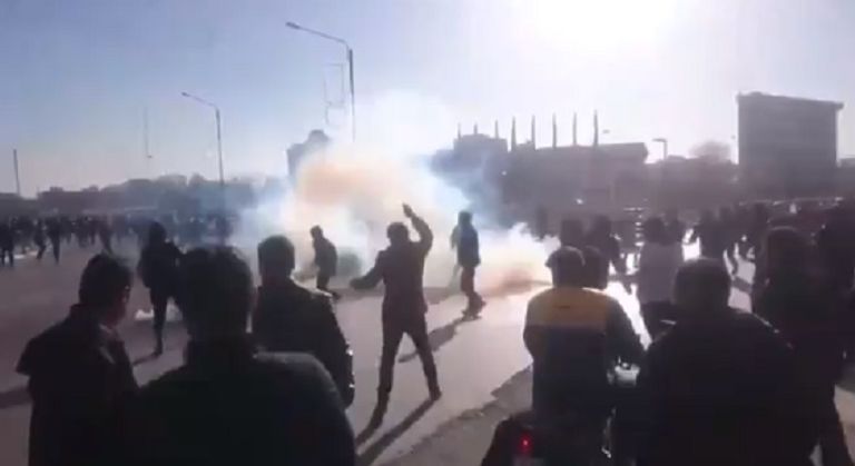 مظاهرات غضب ضد الفساد في إيران مظاهرات إيران