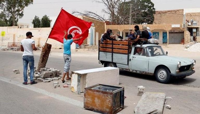 تكافح تونس لكبح جماح العجز التجاري المتزايد بسبب ارتفاع واردات الطاقة