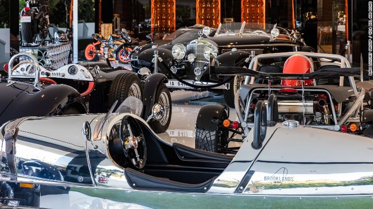 هل تحلم بالسكن في منزل يشبه القصور؟