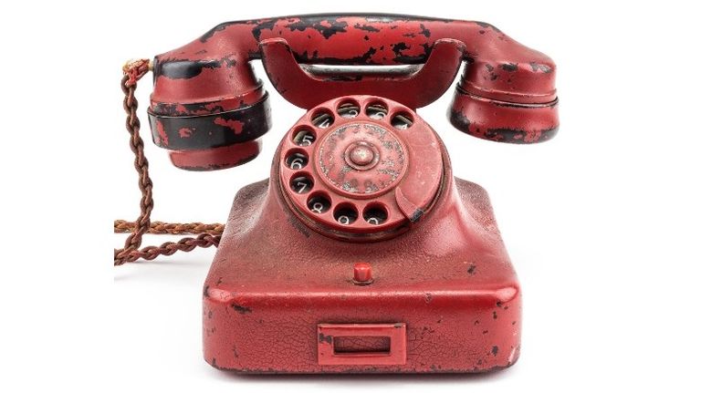 هاتف هتلر الأحمر