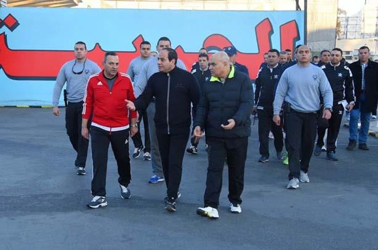 السيسي يشارك طلبة الكلية الحربية رياضة الدراجات