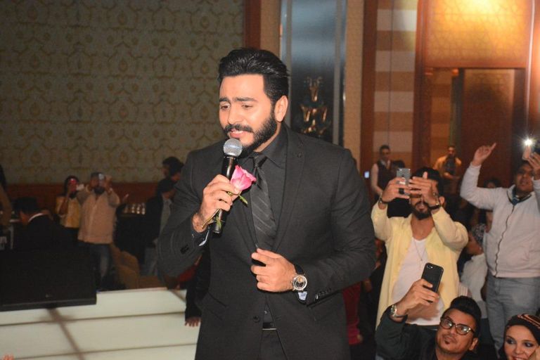 الفنان تامر حسني