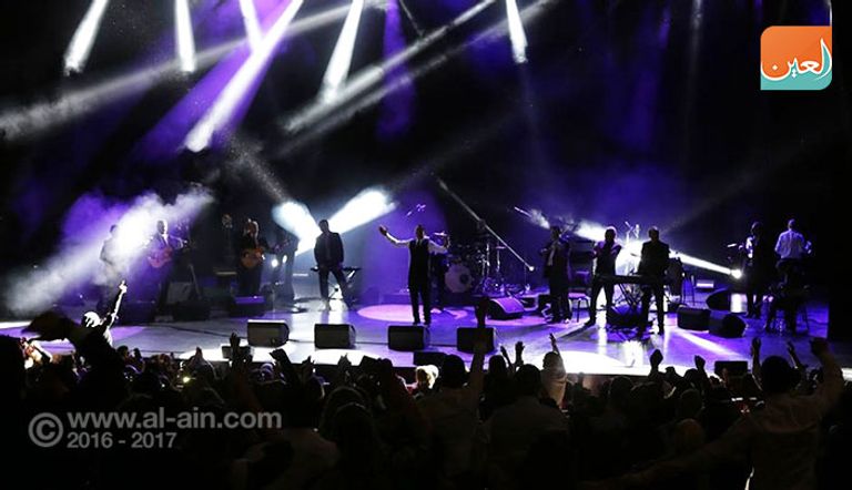 أولى حفلات عمرو دياب في أوبرا دبي