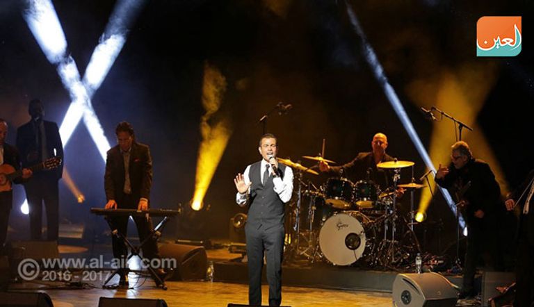 أولى حفلات عمرو دياب في أوبرا دبي