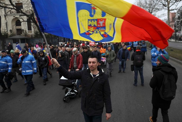 متظاهرون في رومانيا