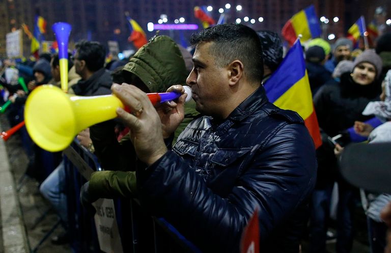 متظاهرون في رومانيا