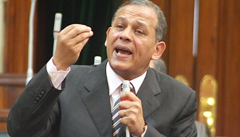 برلماني مصري يواجه 