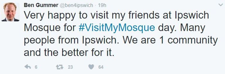 الفعالية جسر بين المسلمين والبريطانيين