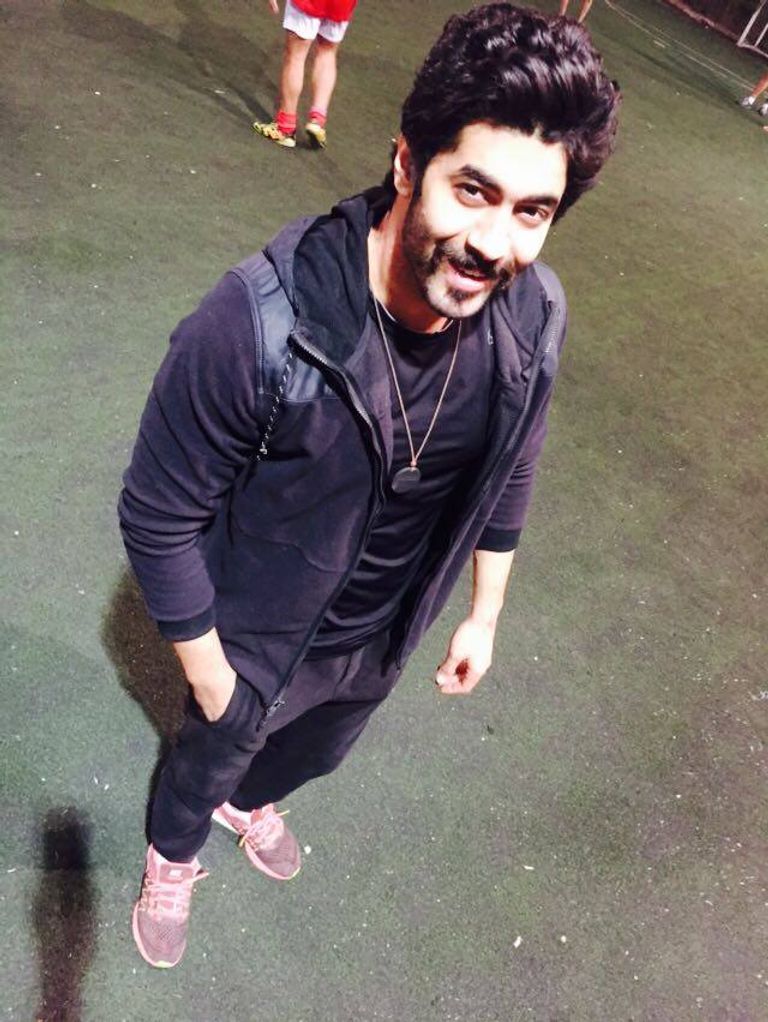 محمد عادل قاهر السرطان