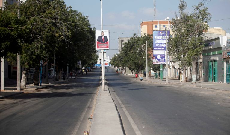 إغلاق شوارع مقديشو استعدادا لانتخابات الرئيس الصومالي - رويترز