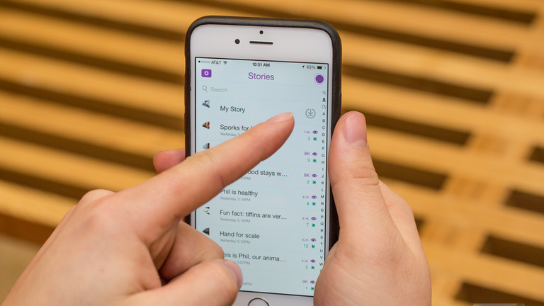 التطبيق الأكثر شهرة يقدم دوماً خدمات جديدة