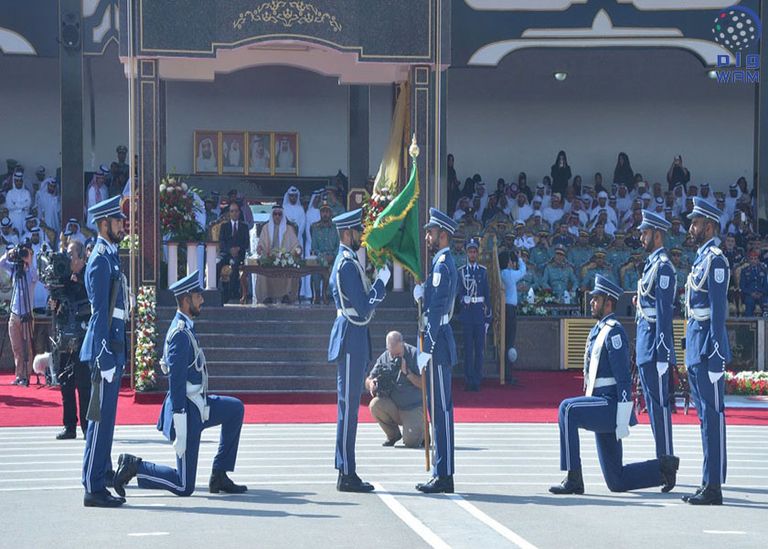 الشيخ سيف بن زايد آل نهيان في حفل التخريج بكلية الشرطة