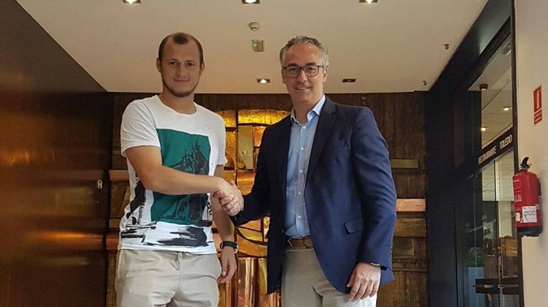 رومان زوزوليا