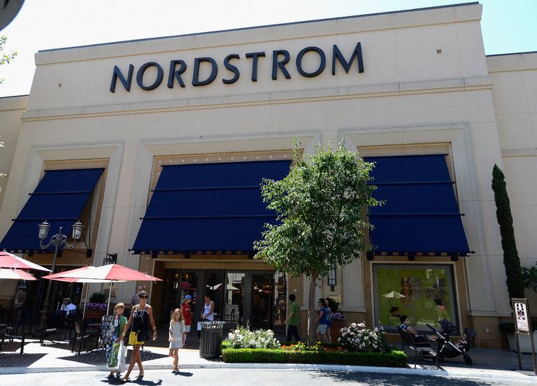 ترامب يدافع بشراسة عن ابنته إيفانكا