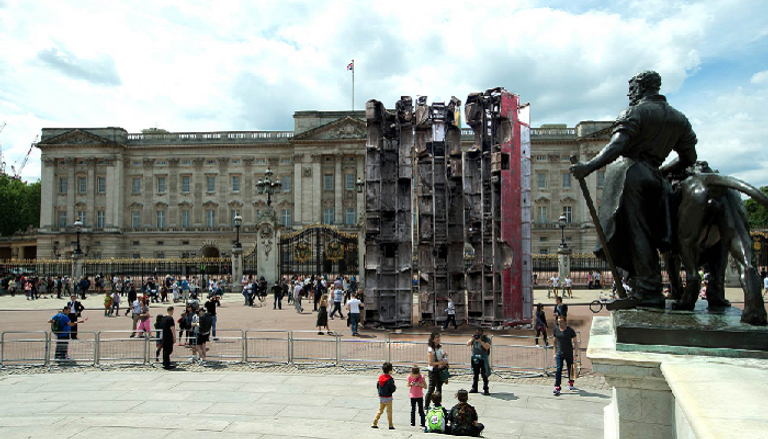 عمل فني عن حلب