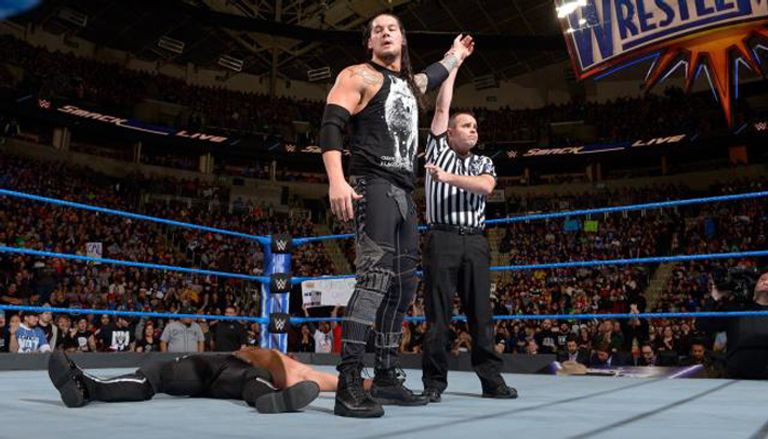 المصارعون الأربعة في بداية النزال