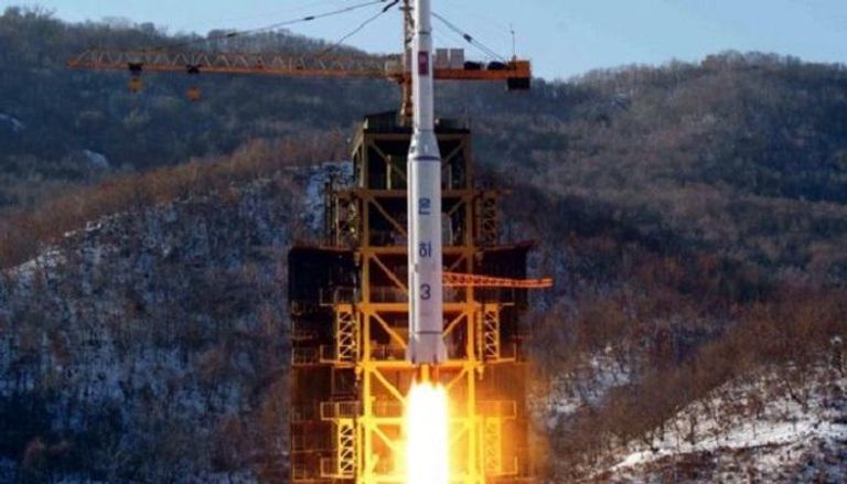 لحظة إطلاق كوريا الشمالية صاروخا باليستيا قبل أسبوع