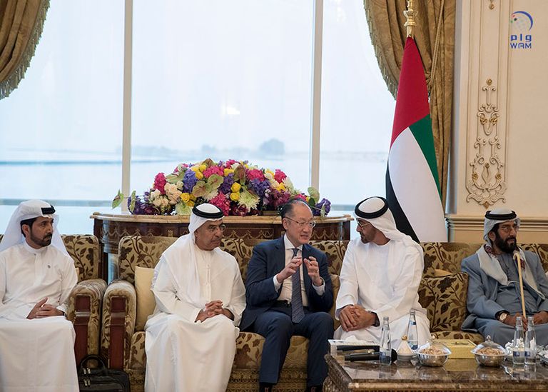 محمد بن زايد برفقة رئيس البنك الدولي