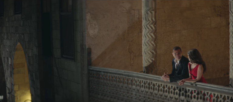 النجم عمرو دياب