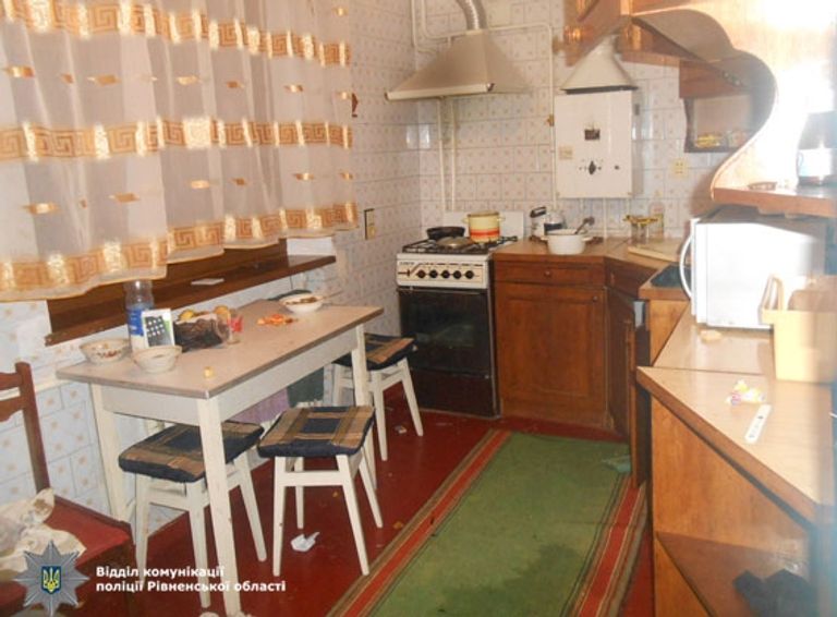 الأوكرانية طعنت زوجها بالسكين