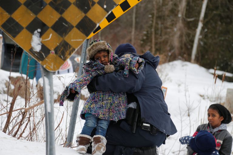 شاب موريتاني وصل إلى كيبيك في كندا عابرا الحدود مع الولايات المتحدة - رويترز