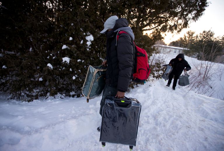 شاب موريتاني وصل إلى كيبيك في كندا عابرا الحدود مع الولايات المتحدة - رويترز