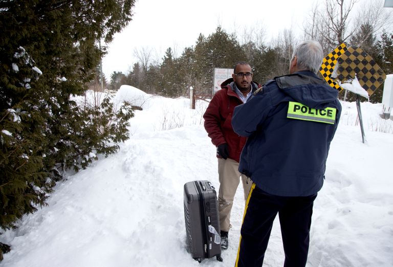 شاب موريتاني وصل إلى كيبيك في كندا عابرا الحدود مع الولايات المتحدة - رويترز