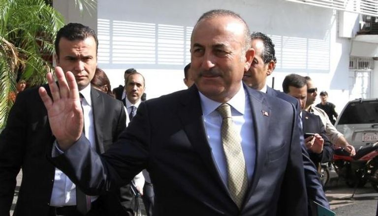 وزير الخارجية التركي مولود تشاووش أوغلو في باراجواي 