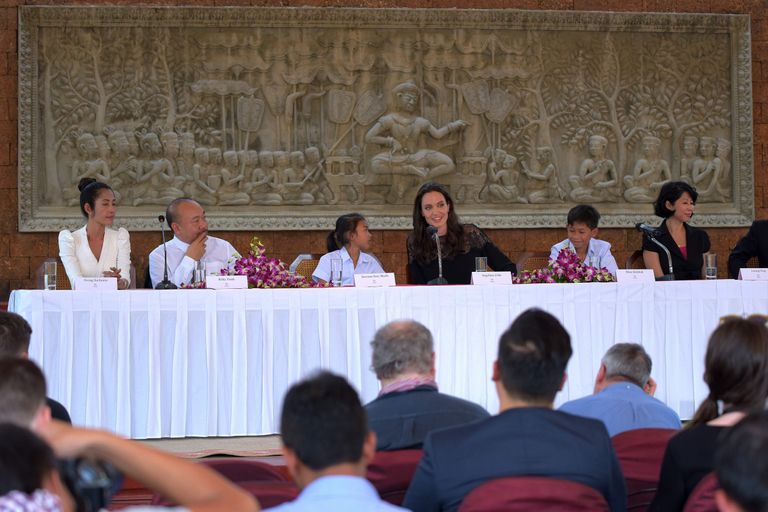 أنجلينا جولي في المؤتمر الصحفي