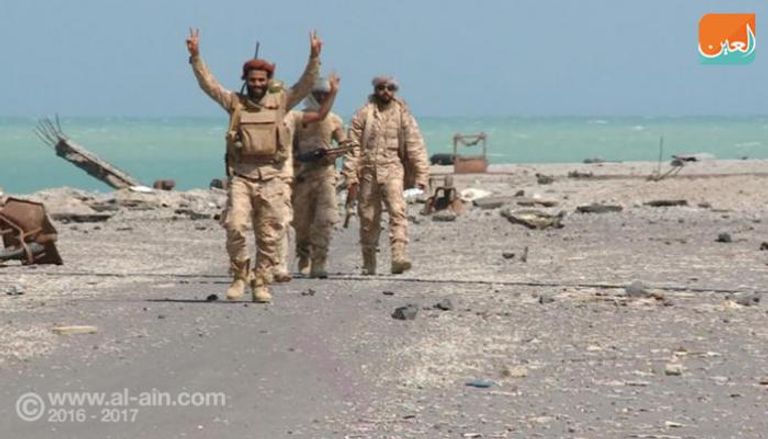 قوات الرمح الذهبي على مشارف الحديدة قوات الرمح الذهبي على مشارف الحديدة 2