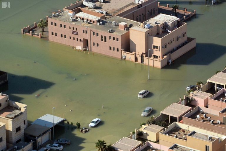 ثلوج في تبوك بالسعودية