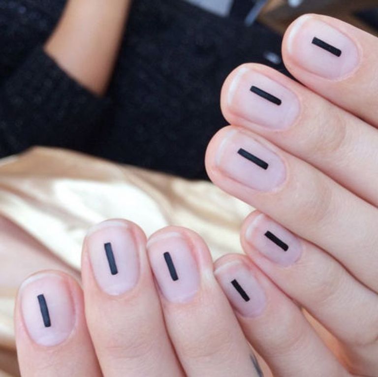 الأظافر من أهم عناصر الأناقة