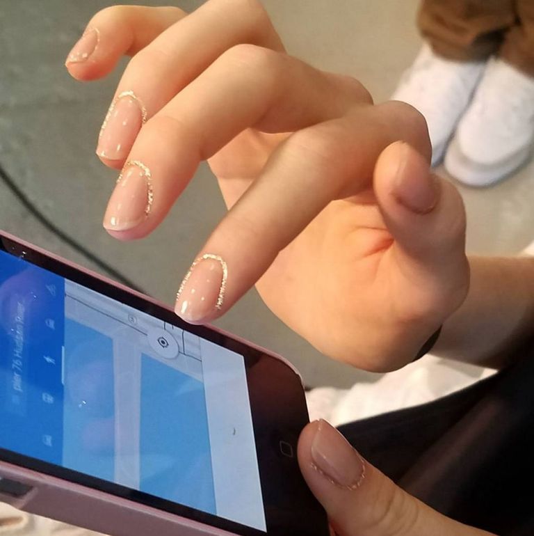 الأظافر من أهم عناصر الأناقة