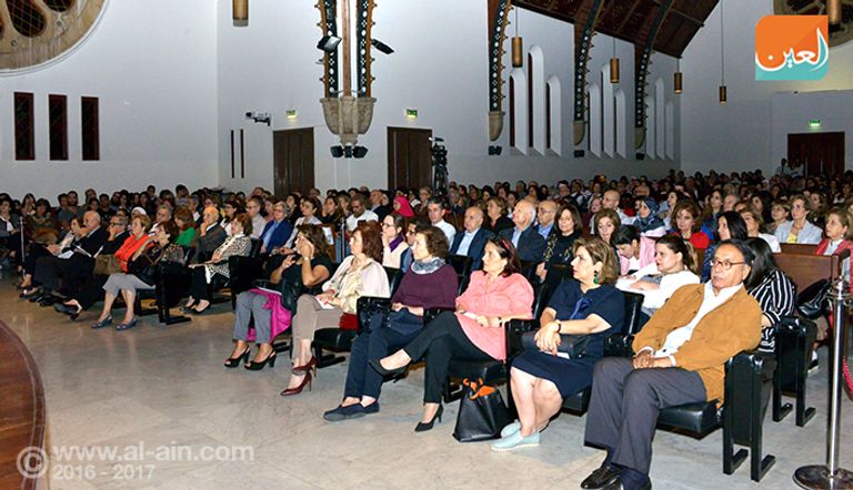 طلاب كبار في السن