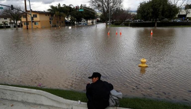فيضانات في كاليفورنيا