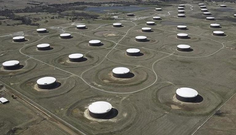صهاريج لتخزين النفط الخام في كاشينج بولاية أوكلاهوما