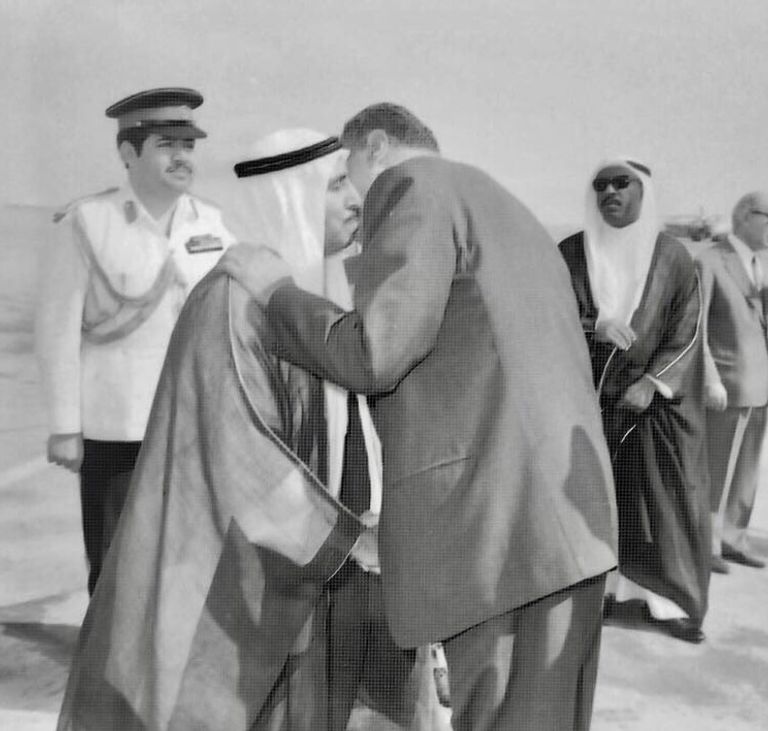 المصور المصري مع السفير الكويتي 