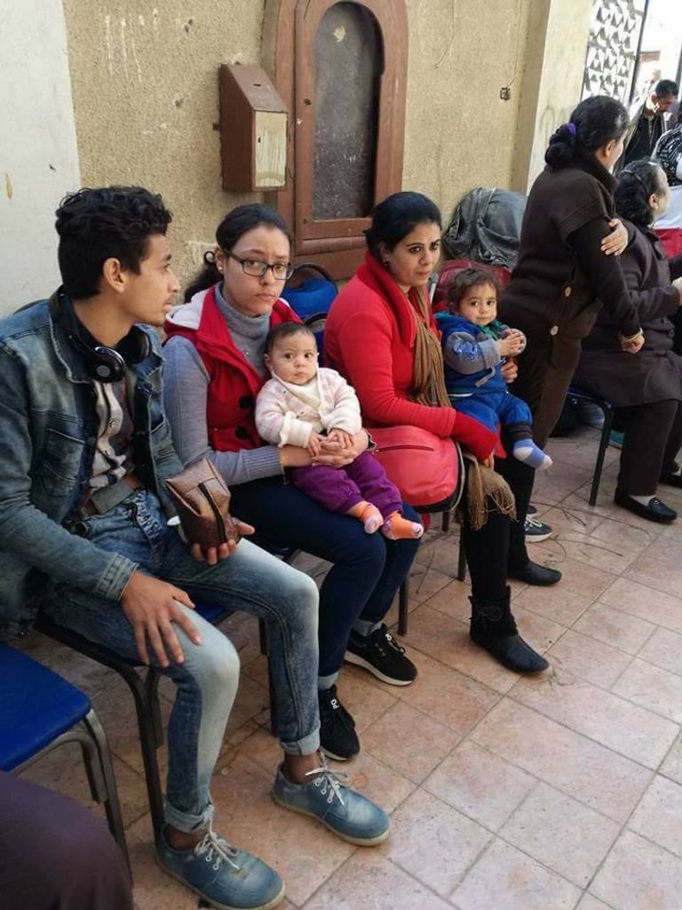 أقباط يصلون مدينة الإسماعيلية المصرية