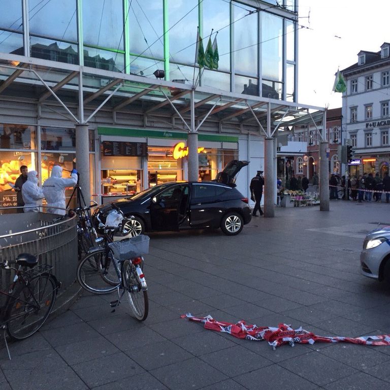 جانب من موقع الهجوم