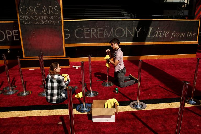 تمثال أوسكار لا يزال داخل الغلاف قبل ساعات من الحفل
